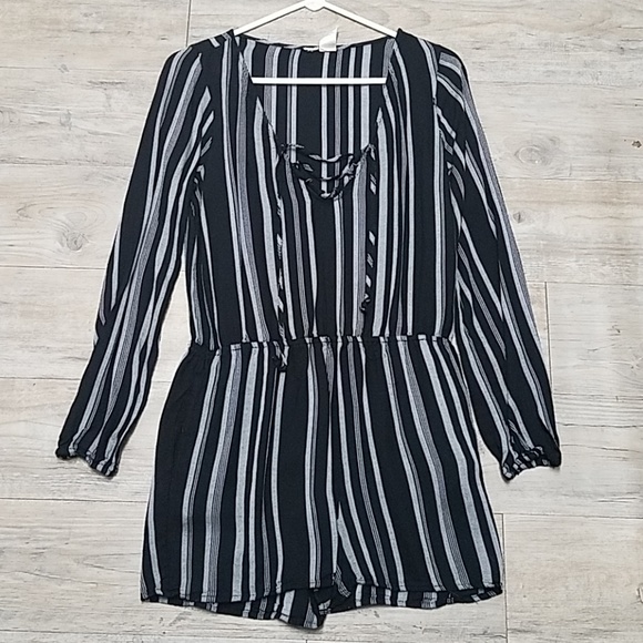 PacSun Pants - Black and grey stripped romper